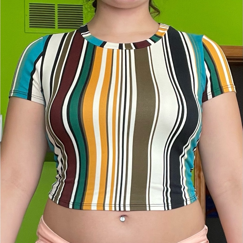Striped earthtone crop top🌍🌱💙💛